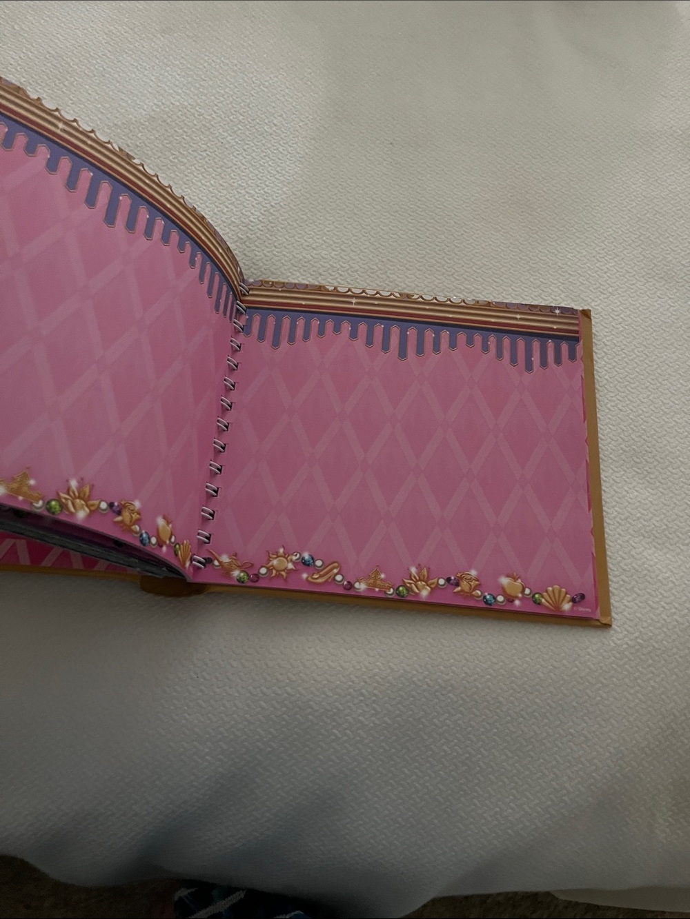 NEW Disney Princess Jewel-Toned Print Design Blank Autograph Book. - Picture 9 of 10
